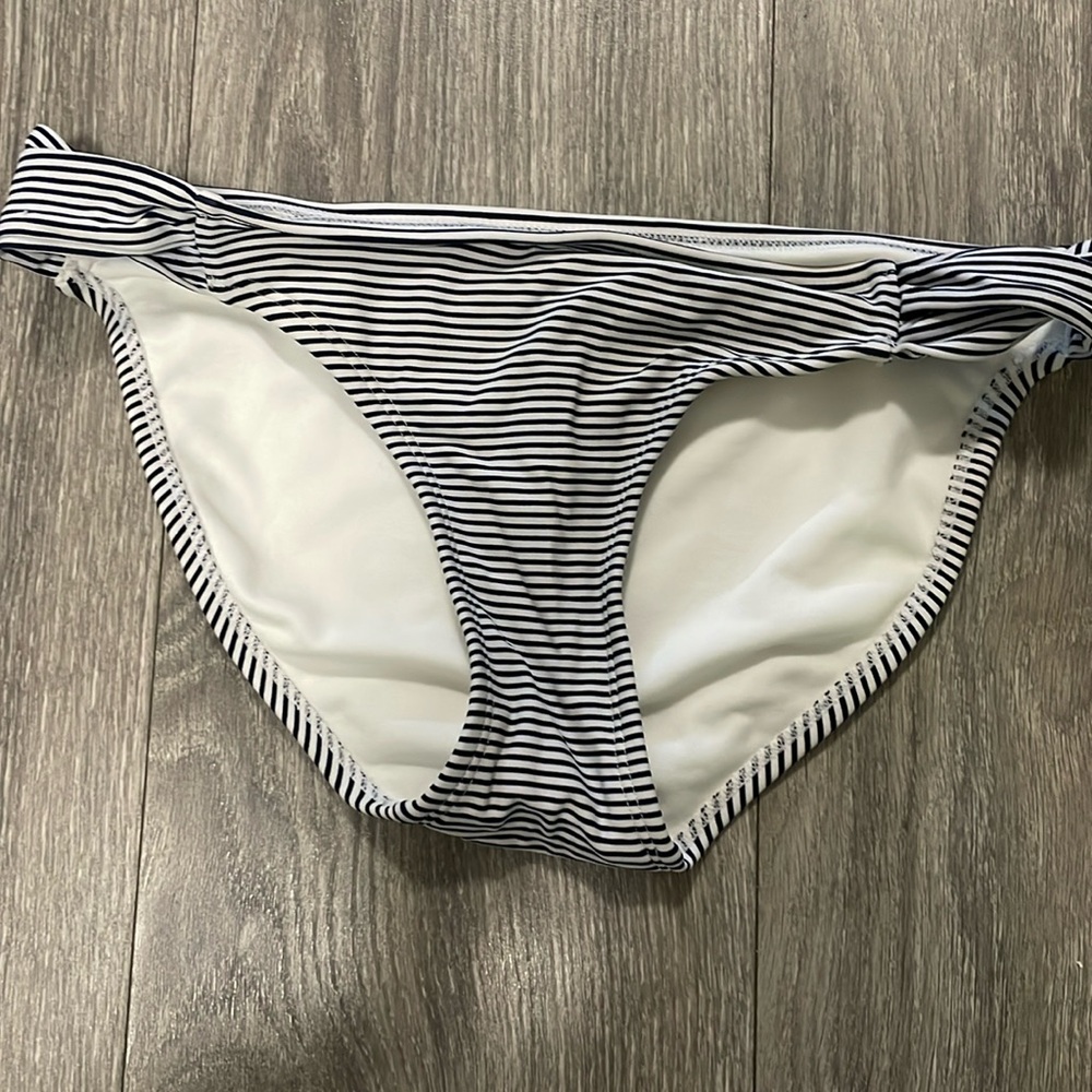 Bikini bottom